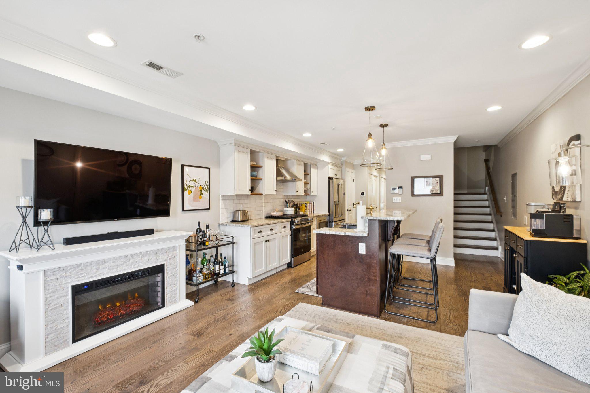 751 North Uber Street, Unit 3 Philadelphia, PA 19130 - Photo 3 of 30 Open Concept Living