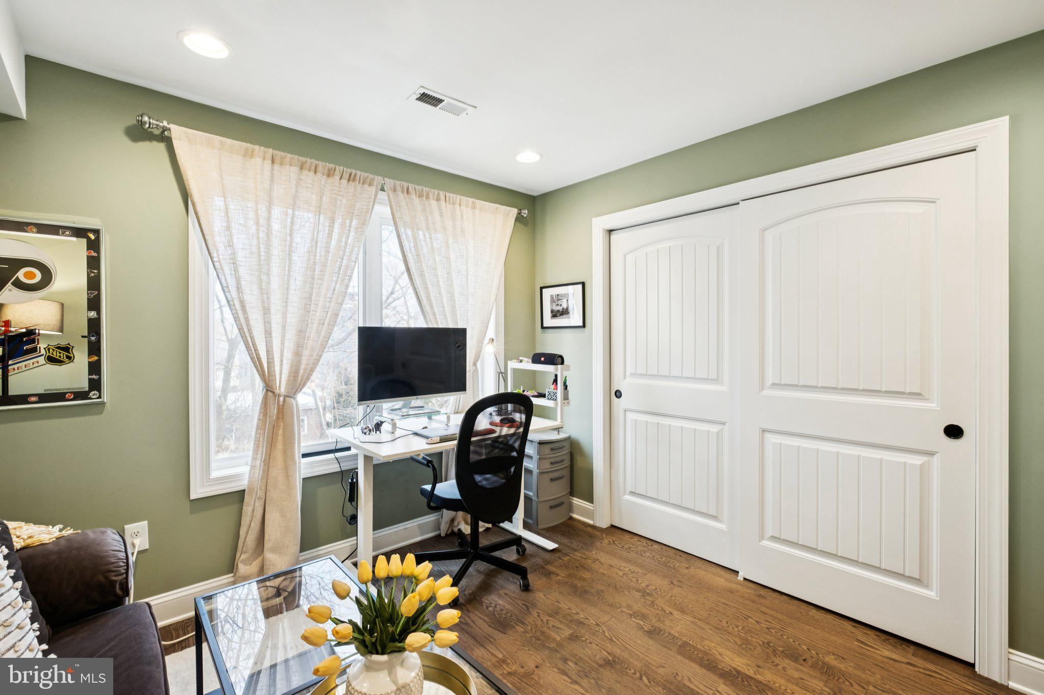 751 North Uber Street, Unit 3 Philadelphia, PA 19130 - Photo 10 of 30 Main Floor Bedroom / Office / Guest Room
