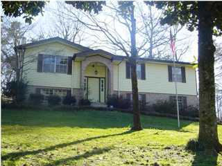 1018 Hillcrest Road Hixson, TN 37343 - Photo 1 of 1 Primary Photo