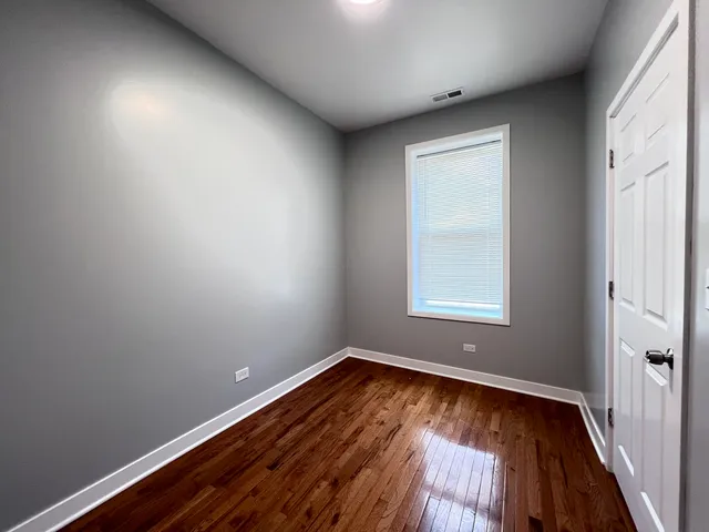 $1,750 | 6402 South Eberhart Avenue, Unit 2S, Chicago, IL 60637