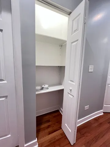 $1,750 | 6402 South Eberhart Avenue, Unit 2S, Chicago, IL 60637