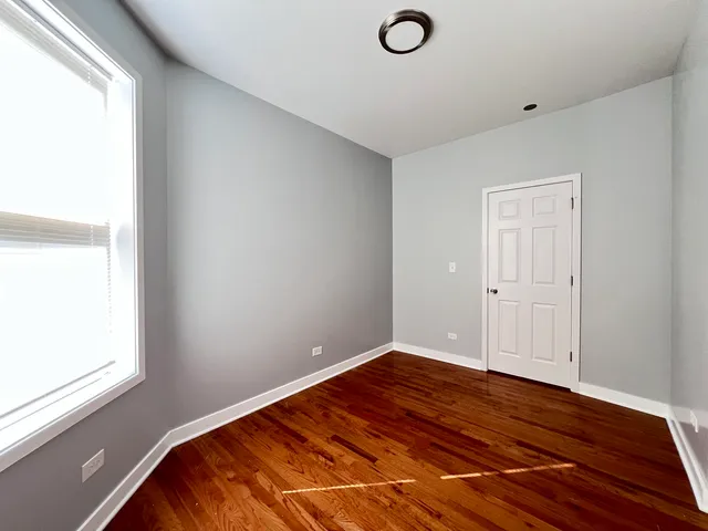 $1,750 | 6402 South Eberhart Avenue, Unit 2S, Chicago, IL 60637