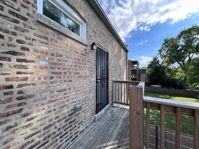 $1,750 | 6402 South Eberhart Avenue, Unit 2S, Chicago, IL 60637