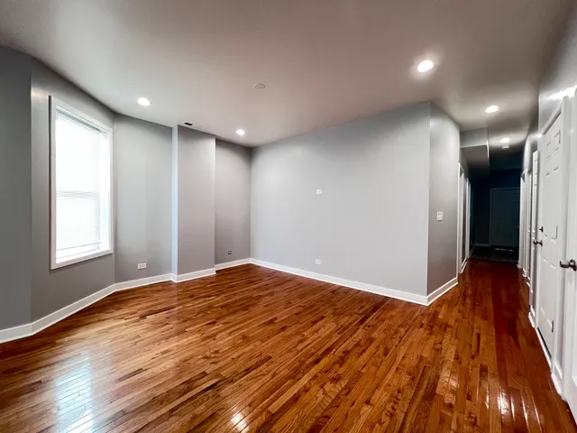 $1,750 | 6402 South Eberhart Avenue, Unit 2S, Chicago, IL 60637