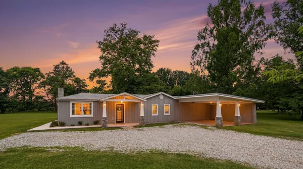$429,900 | 1522 Holders Cove Road, Winchester, TN 37398