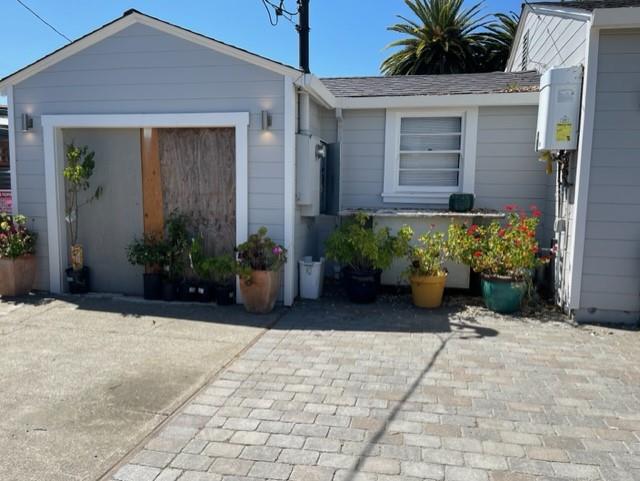 2425 3rd Street Napa, CA 94559 - Photo 8 of 36 a view of house with outdoor space and glass windows