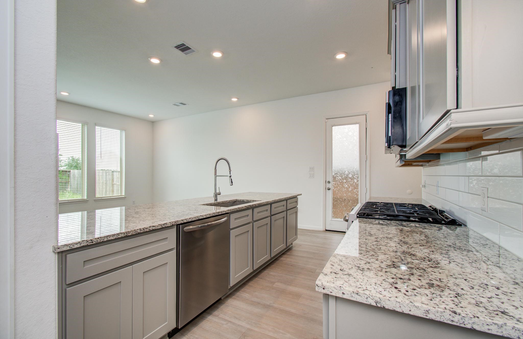 4138 Balboa Drive Rosharon, TX 77583 - Photo 23 of 39