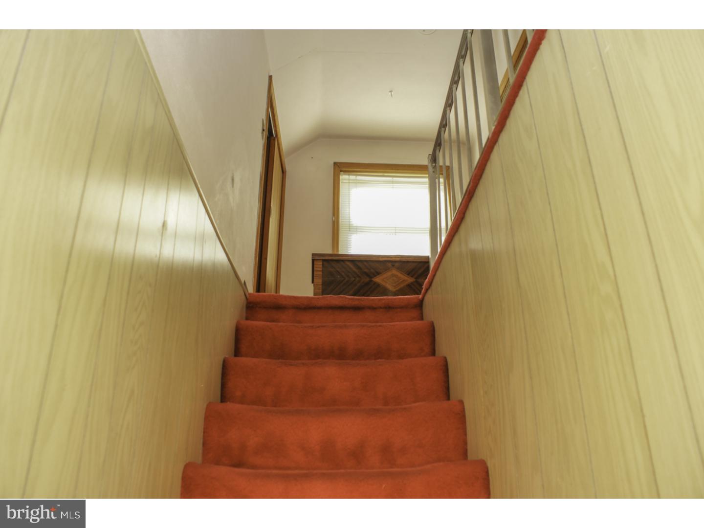 58 North Chester Avenue Riverside, NJ 08075 - Photo 17 of 23 Hallway