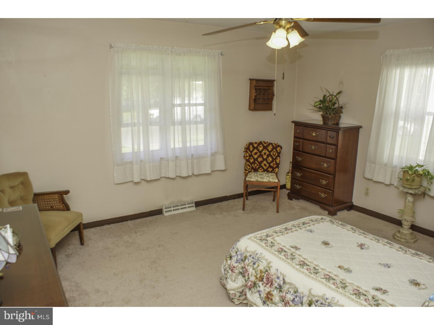 58 North Chester Avenue Riverside, NJ 08075 - Photo 10 of 23 Bedroom - Main