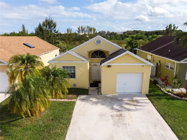 $449,000 | 9936 West Daffodil Lane, Miramar, FL 33025