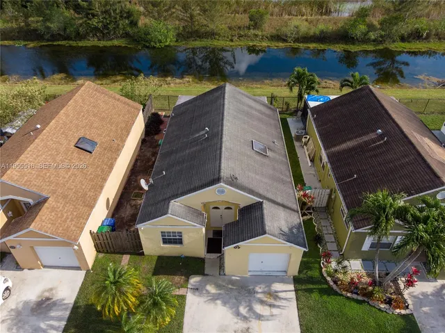 $449,000 | 9936 West Daffodil Lane, Miramar, FL 33025