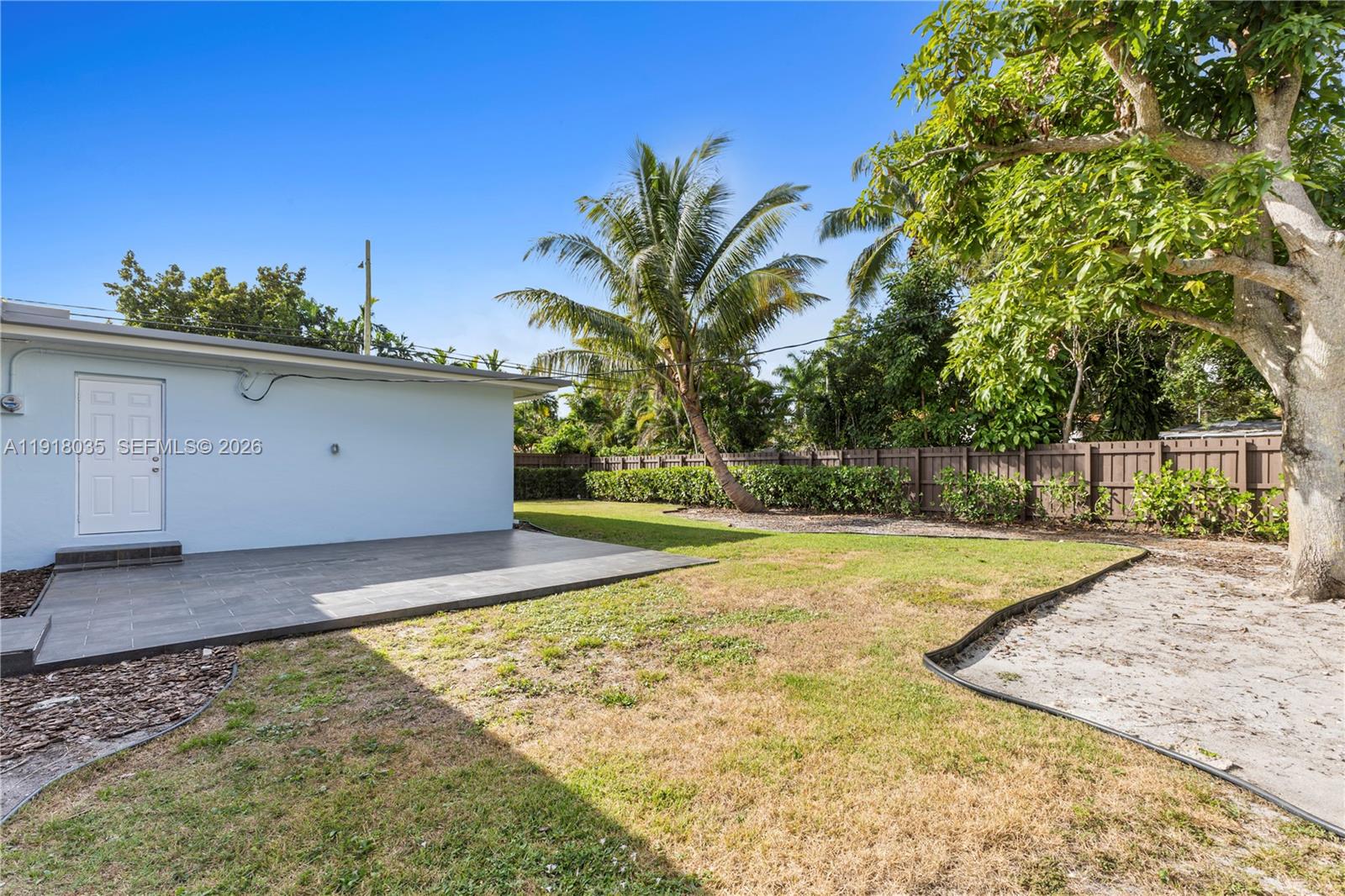 8910 Northeast 9th Court Miami, FL 33138 - Photo 28 of 47