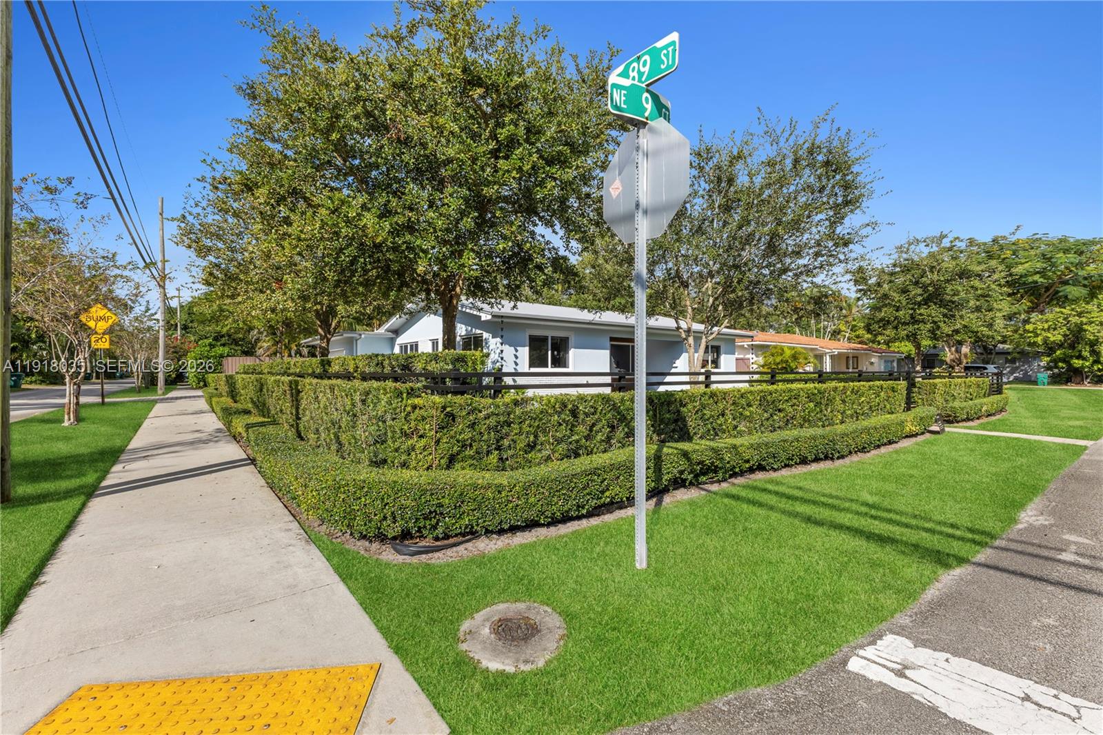 8910 Northeast 9th Court Miami, FL 33138 - Photo 34 of 47