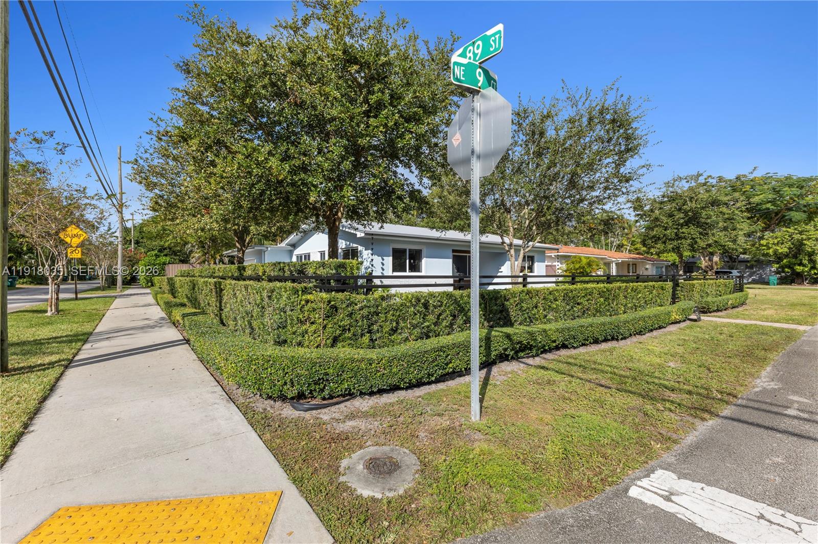 8910 Northeast 9th Court Miami, FL 33138 - Photo 35 of 47