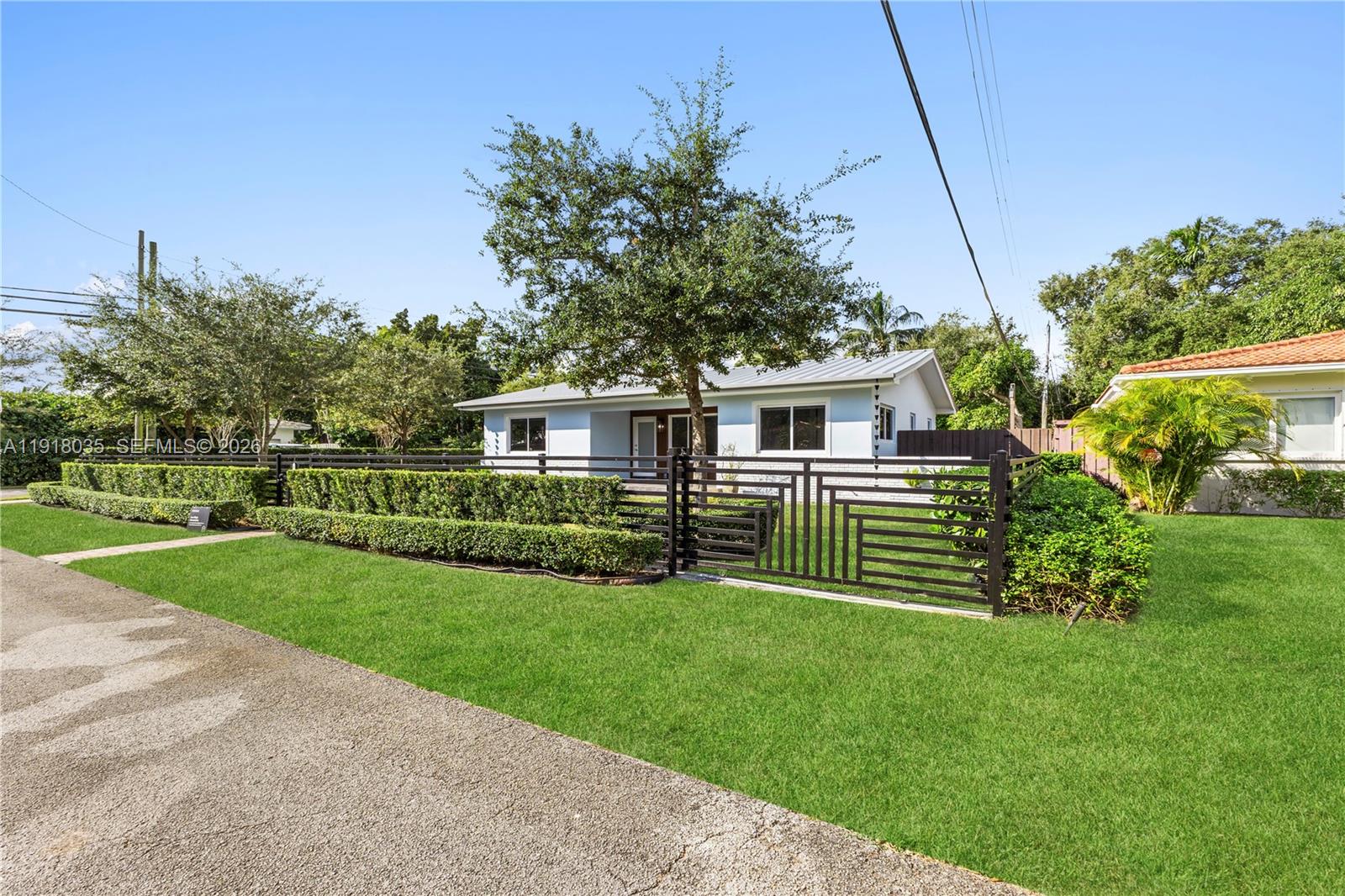 8910 Northeast 9th Court Miami, FL 33138 - Photo 37 of 47