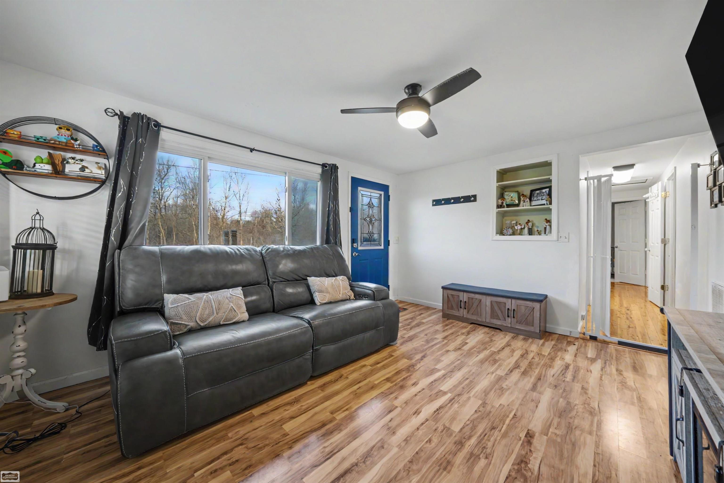1040 Mayer Road Smiths Creek, MI 48074 - Photo 9 of 21