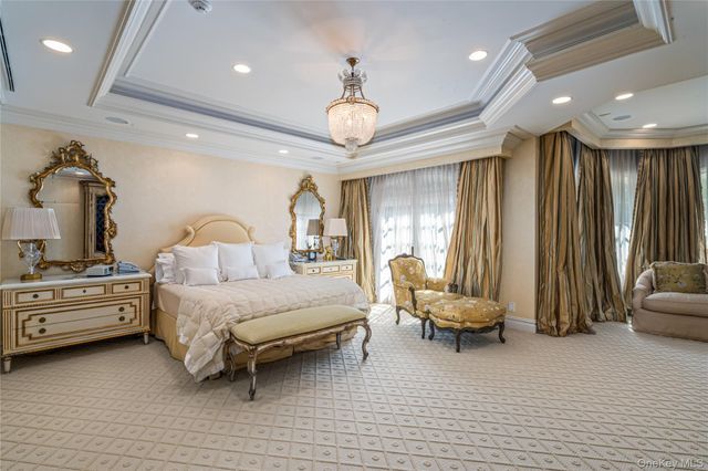 $5,200,000 | 167 Brookville Road, Glen Head, NY 11545