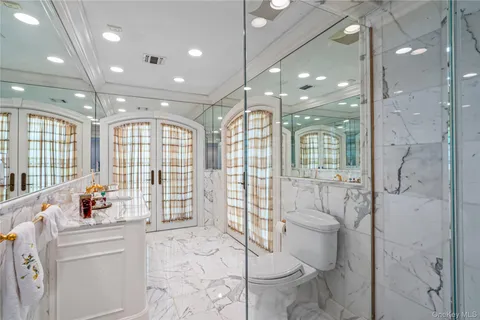 $5,200,000 | 167 Brookville Road, Glen Head, NY 11545