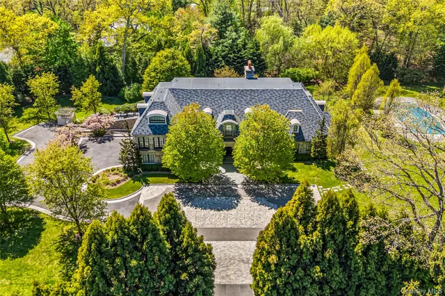 $5,200,000 | 167 Brookville Road, Glen Head, NY 11545