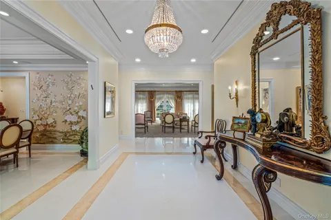 $5,200,000 | 167 Brookville Road, Glen Head, NY 11545