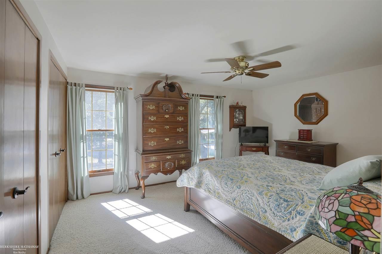 6221 Robin Hill Road Washington, MI 48094 - Photo 18 of 32 50019139-17.JPG