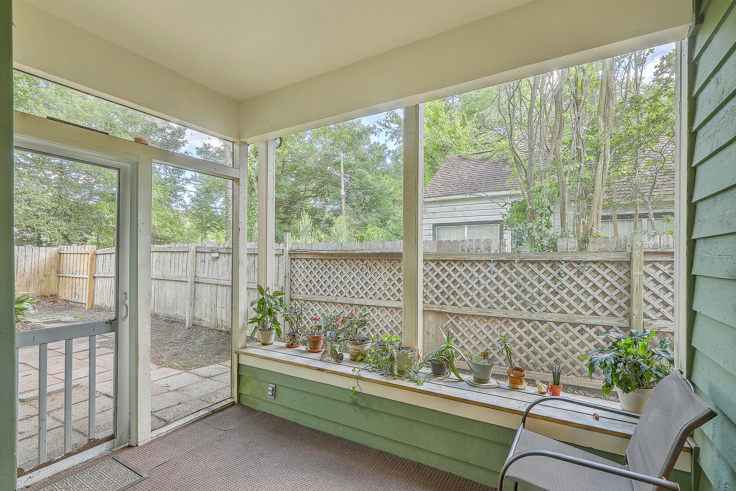 1050 Secessionville Road Charleston, SC 29412 - Photo 26 of 33 0W7A7885_86_87_88_89_90_91
