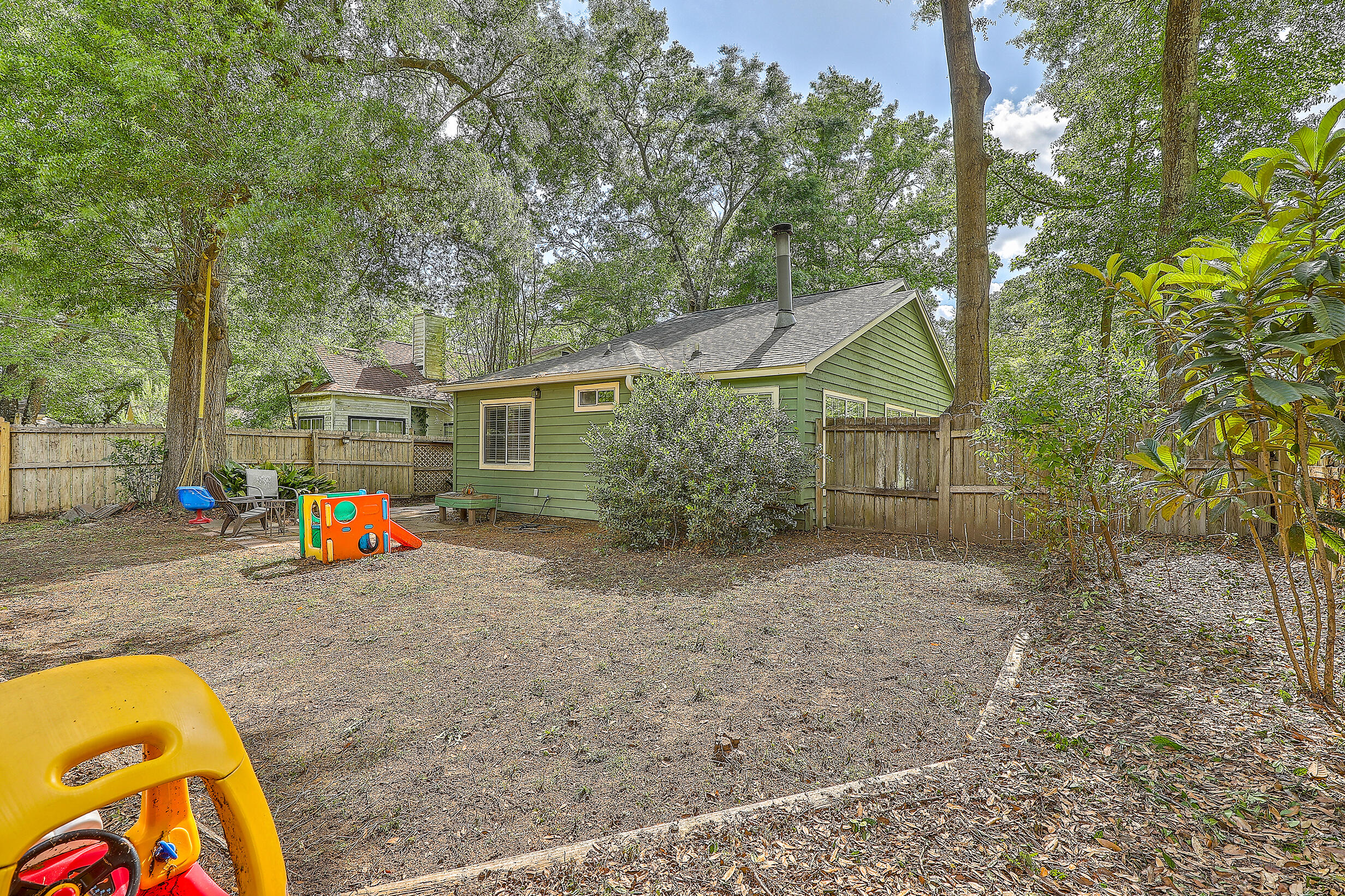 1050 Secessionville Road Charleston, SC 29412 - Photo 31 of 33 0W7A7941_2_3_4_5_6_7