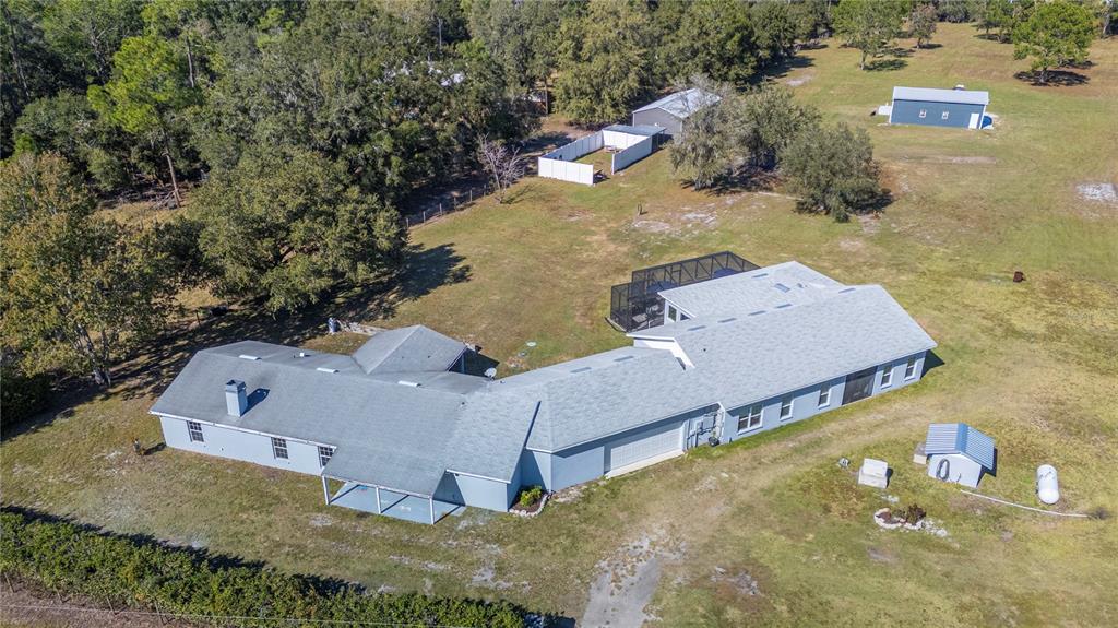 2525 Ranchland Acres Road Lakeland, FL 33809 - Photo 9 of 68
