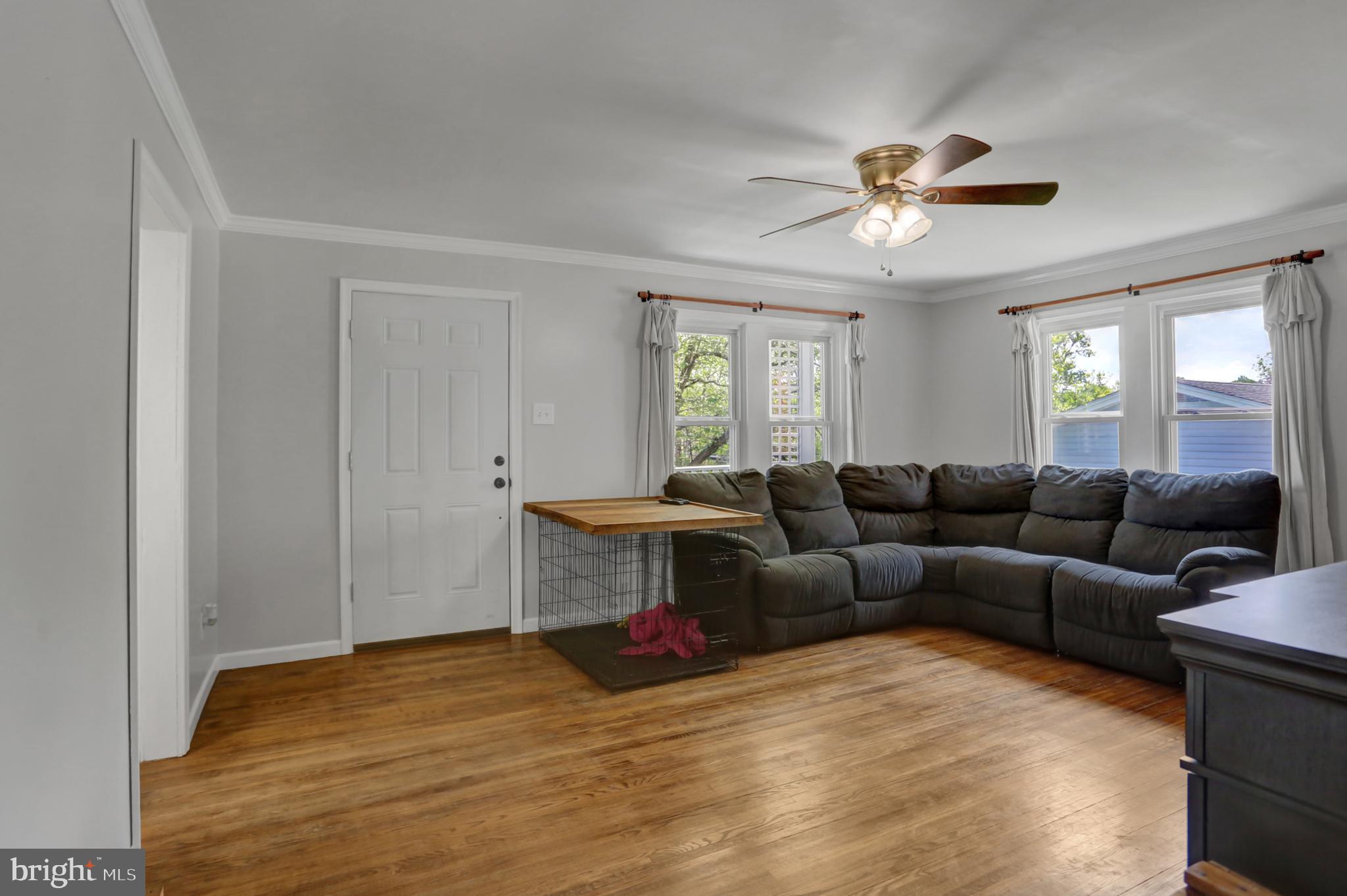 12338 Big Pool Road Clear Spring, MD 21722 - Photo 12 of 30 Living Room