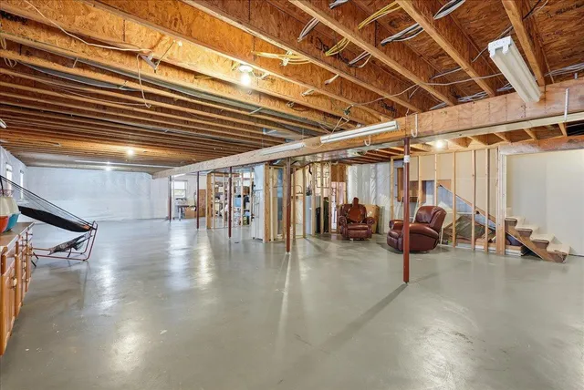 $385,000 | 1550 Dutch Heritage Lane, Baldwin, WI 54002