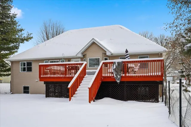 $385,000 | 1550 Dutch Heritage Lane, Baldwin, WI 54002