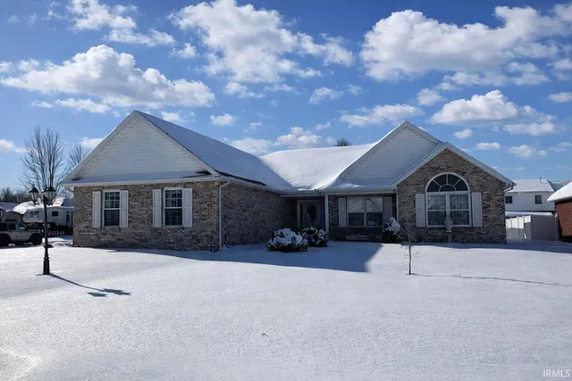 $385,000 | 9120 Clear Creek Drive, Evansville, IN 47711