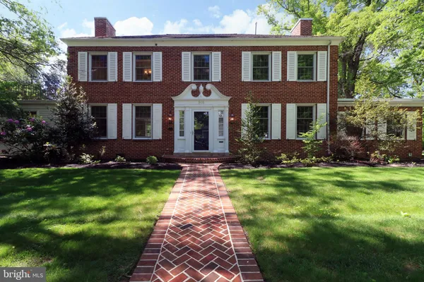 $1,225,000 | 505 Hillcrest Avenue, State College, PA 16803