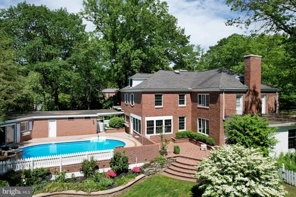 $1,225,000 | 505 Hillcrest Avenue, State College, PA 16803