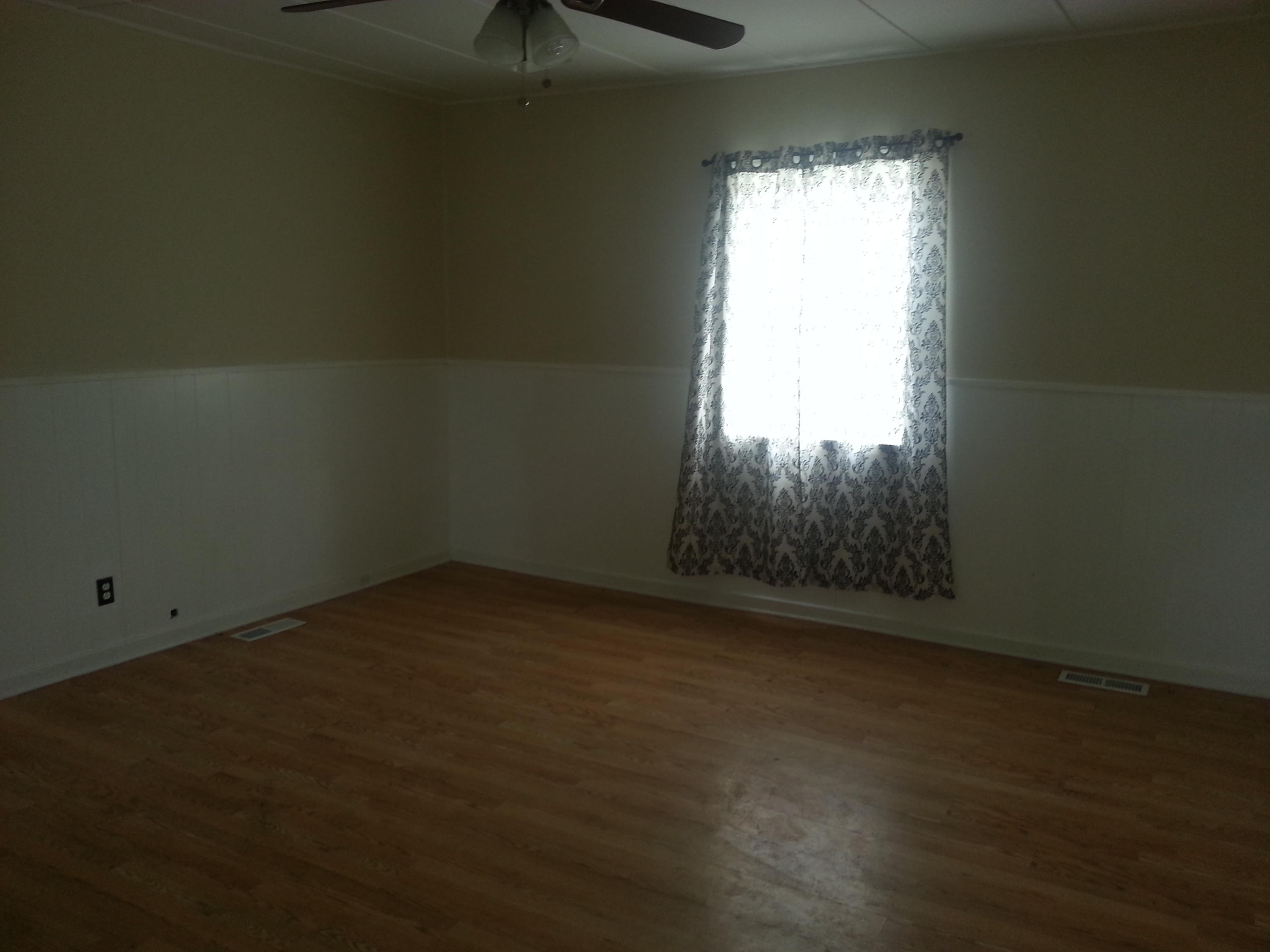 629 Jena Road Greenback, TN 37742 - Photo 7 of 12 20150326_160114.jpg