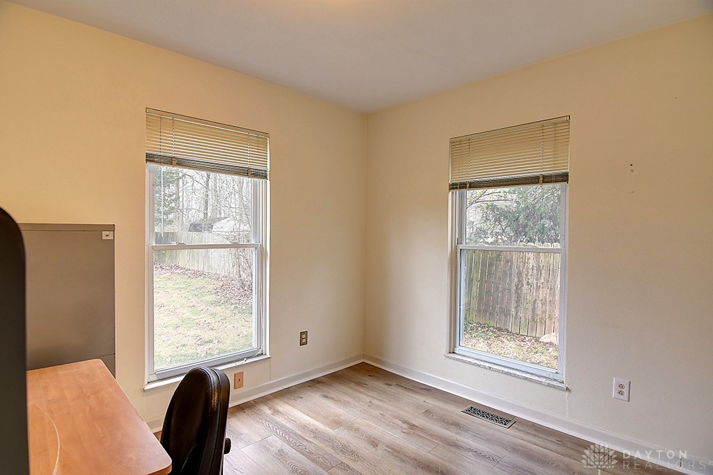 3159 Rocky Point Road Springfield, OH 45502 - Photo 13 of 40 Gallery Image 13