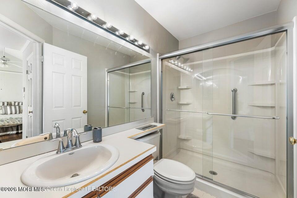 48 Rutland Lane Monroe Township, NJ 08831 - Photo 15 of 37 primary bathroom