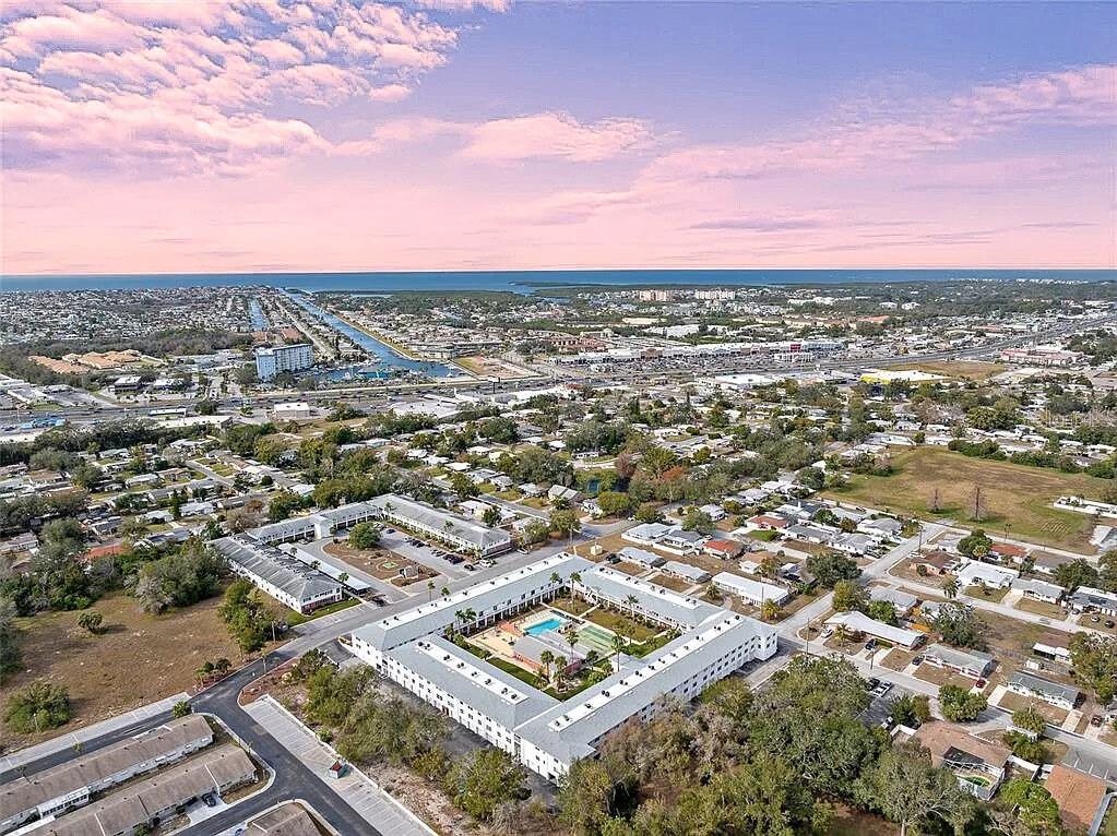 4746 Azalea Drive, Unit 105C New Port Richey, FL 34652 - Photo 6 of 42