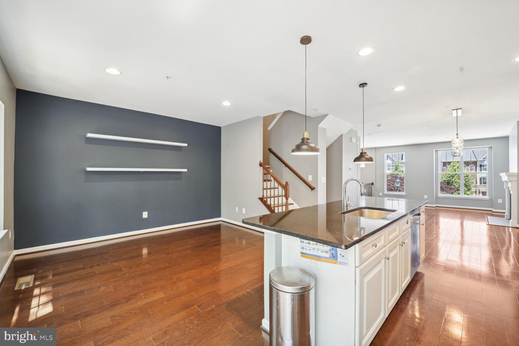 3624 Doc Berlin Drive Silver Spring, MD 20906 - Photo 4 of 29