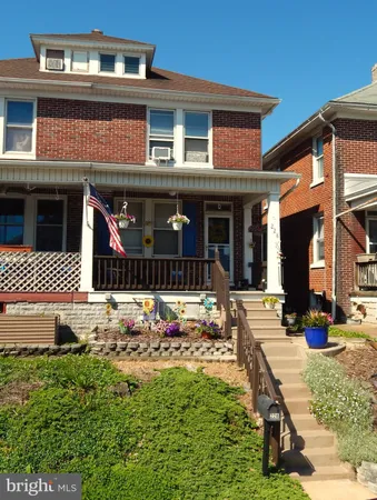 $220,000 | 228 Wise Avenue, Red Lion, PA 17356