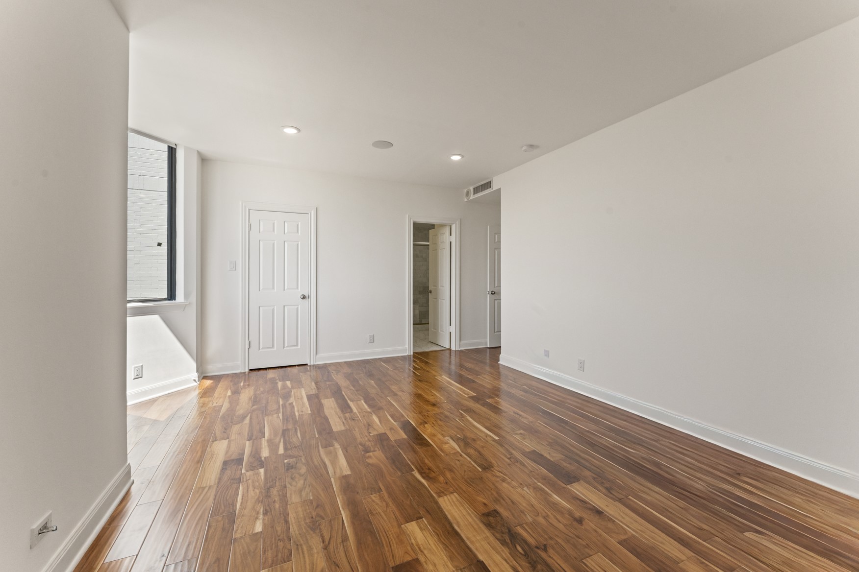 651 Bering Drive, Unit 1402 Houston, TX 77057 - Photo 17 of 31