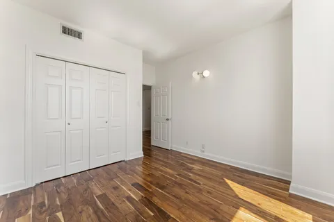 $400,000 | 651 Bering Drive, Unit 1402, Houston, TX 77057