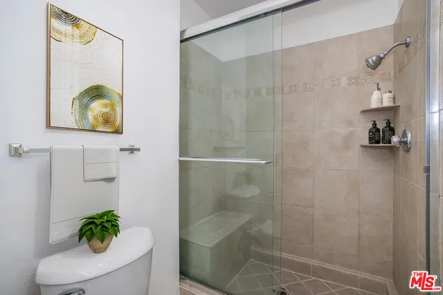 $795,000 | 906 North Doheny Drive, Unit 219, West Hollywood, CA 90069