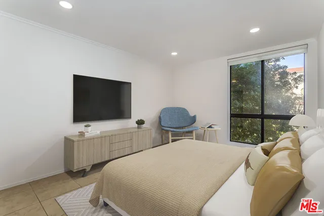 $795,000 | 906 North Doheny Drive, Unit 219, West Hollywood, CA 90069