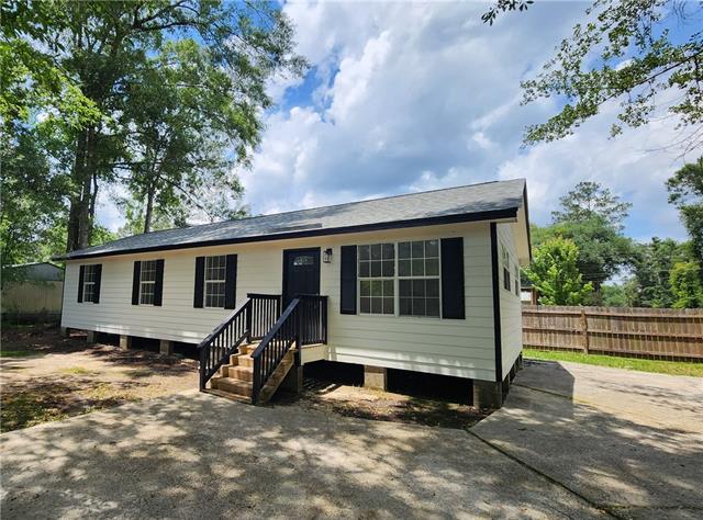 72475 Jasmine Street Covington, LA 70435 - Photo 2 of 13