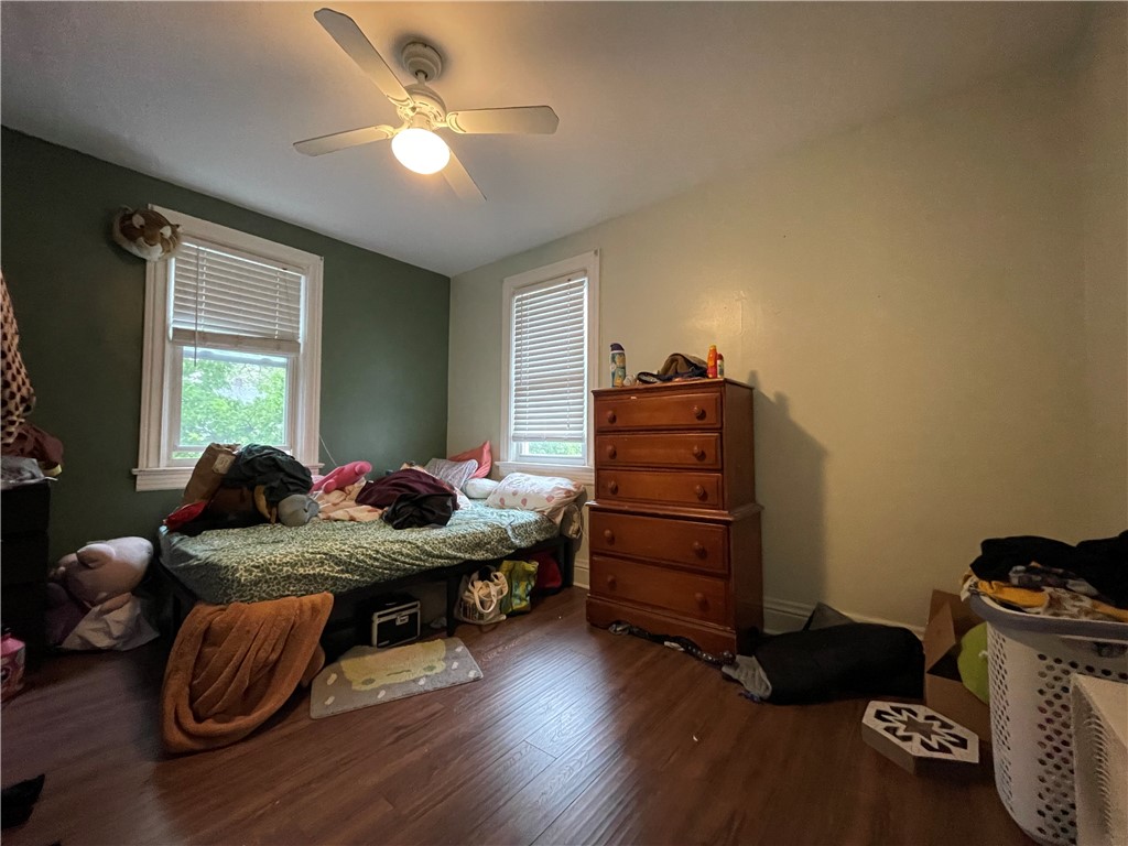 76 Gold Street Rochester, NY 14620 - Photo 3 of 5