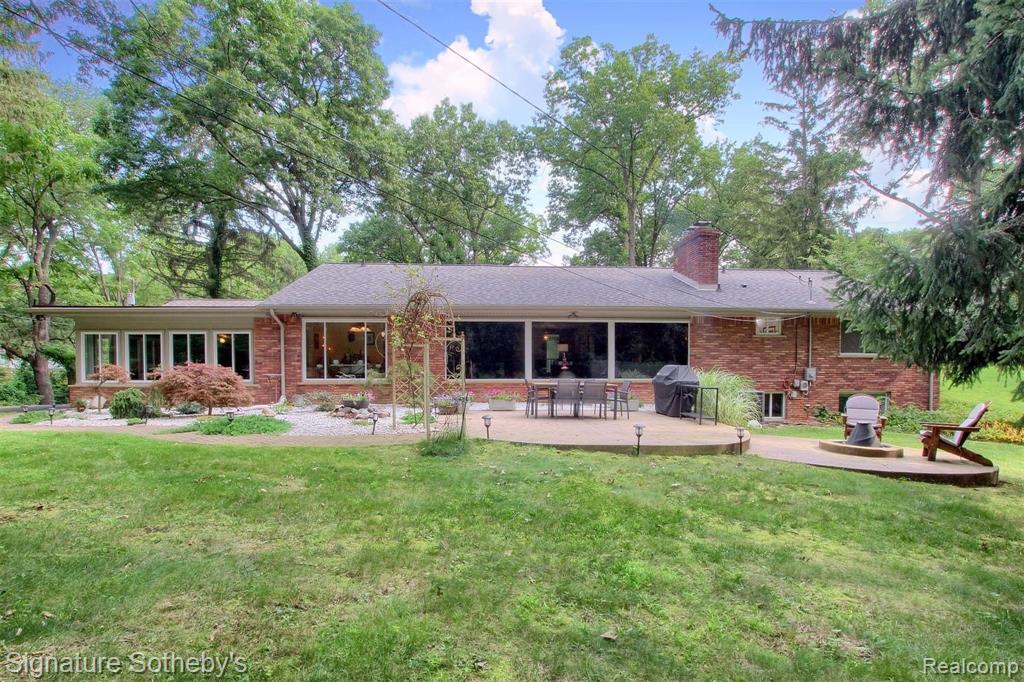 1731 Lone Pine Road Bloomfield Hills, MI 48302 - Photo 34 of 38