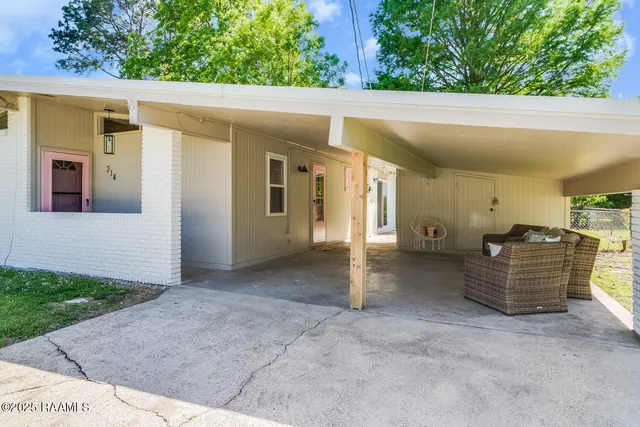 $1,600 | 314 Harrell Drive, Lafayette, LA 70503