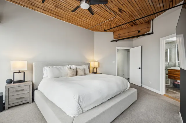 $679,000 | 411 West Ontario Street, Unit 601, Chicago, IL 60654