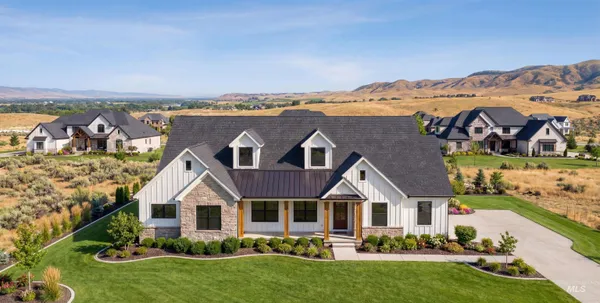 $1,349,900 | 6 Neil Road, Emmett, ID 83617